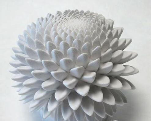 加利福利亞設(shè)計師打造如花朵般3D雕塑